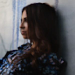 Meet your Posher, Dina